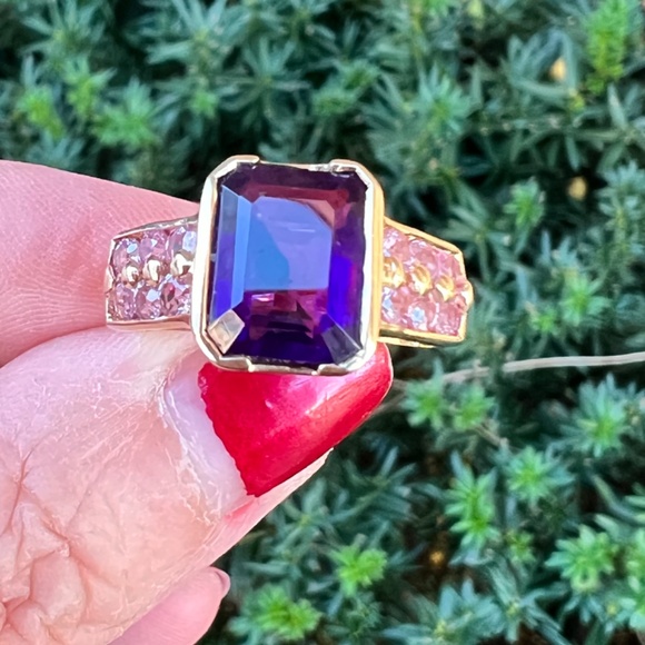 VINTAGE SOLID 14K YELLOW GOLD PURPLE EMERALD CUT AMETHYST & PINK SAPPHIRES RING - Picture 2 of 16